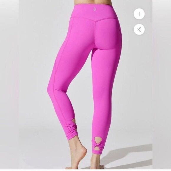 Free People Movement Bright Pink Wave Rider Leggings Size Small - Picture 2 of 11